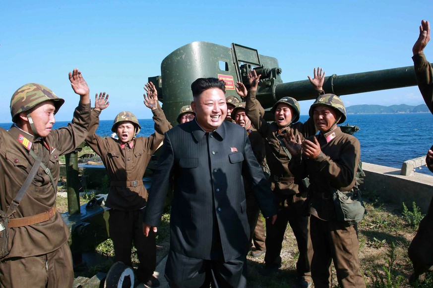 Der Nordkoreanische Machthaber Kim Jong Un bei einer Militärübung.