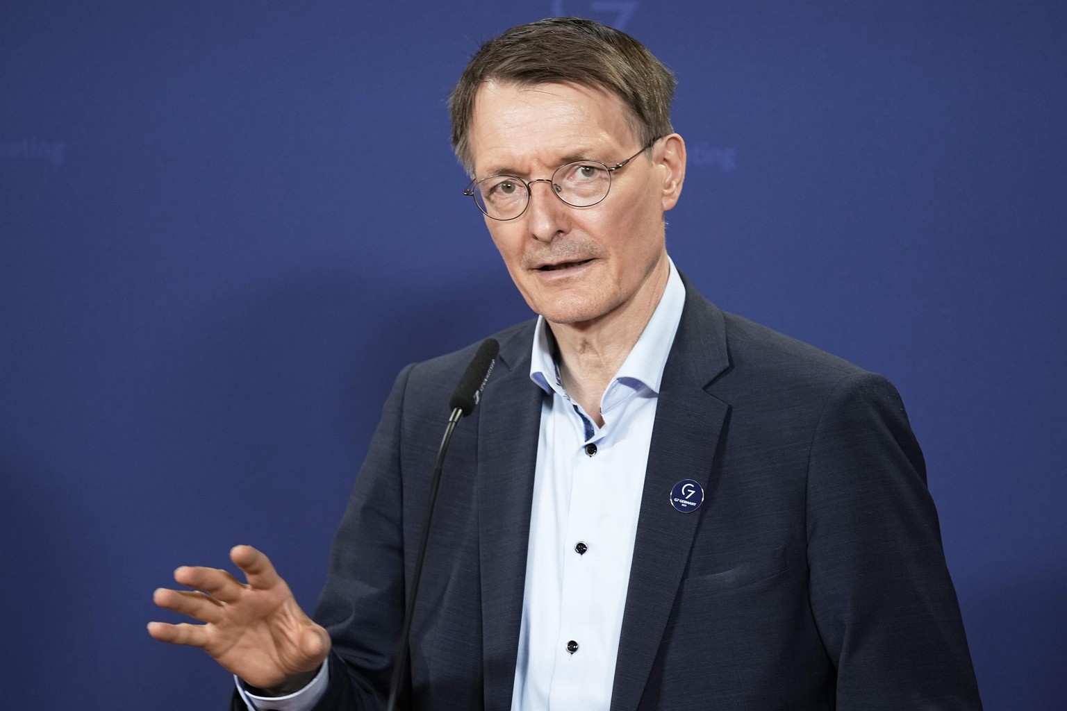 Aktuell,19.05.2022 Berlin, Gesundheitsminister Karl Lauterbach (SPD) im Portrait bei der Pressekonferenz zum G7 Treffen der Gesundheitsminister im Roten Rathaus in Berlin