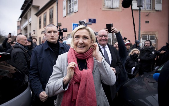 HAGUENAU, FRANCE - APRIL 01: Marine Le Pen, presidential candidate of the French far-right Rassemblement National (RN) Party, smiles during a campaign rally in Haguenau, France on April 01, 2022. Sath ...