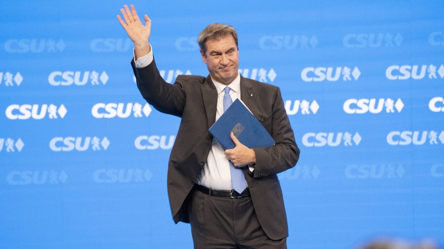 Parteitag der CSU 2022 in Augsburg Markus Söder, Parteivorsitzender, unmittelbar nach seiner Rede vor dem ParteitagParteitag der CSU 2022 in Augsburg Markus Söder, Parteivorsitzender, unmittelbar nach ...