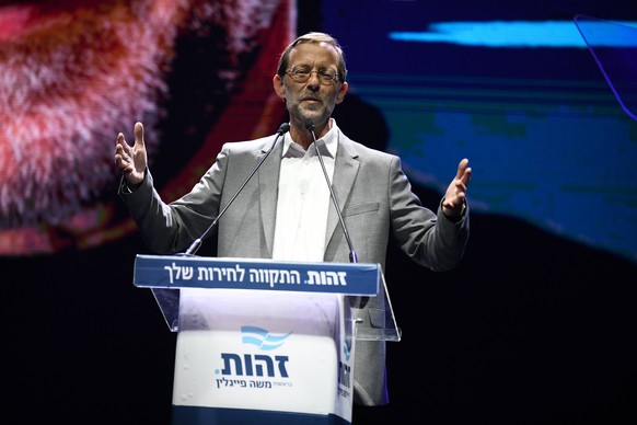 April 2, 2019 - Tel Aviv, Israel - Moshe Feiglin, head of Zehut (Identity) party speaks to supporters at the party s elections campaign event in Tel Aviv on April 2, 2019. Tel Aviv Israel PUBLICATIONx ...