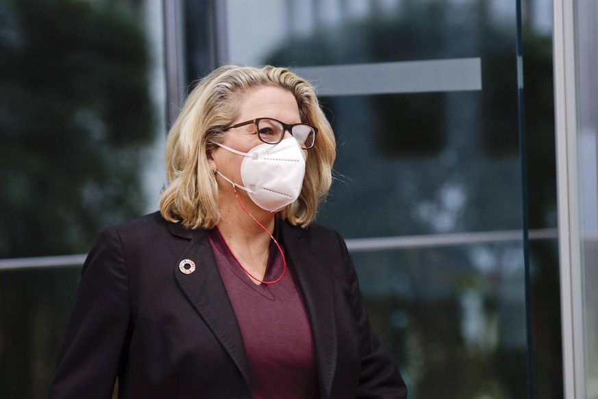 11.03.2021, Berlin, Deutschland - Pressekonferenz: 10 Jahre Atomkatastrophe von Fukushima: die Position des Bundesumweltministeriums fuer die Vollendung des Atomausstiegs. Foto: Svenja Schulze, SPD, B ...