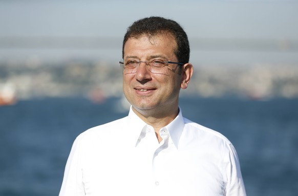 Ekrem Imamoglu, the mayoral candidate of the opposition Republican People s Party, tours Bosphorus of Istanbul from Uskudar to Besiktas district one day before the rerun of Istanbul s elections, 22nd ...