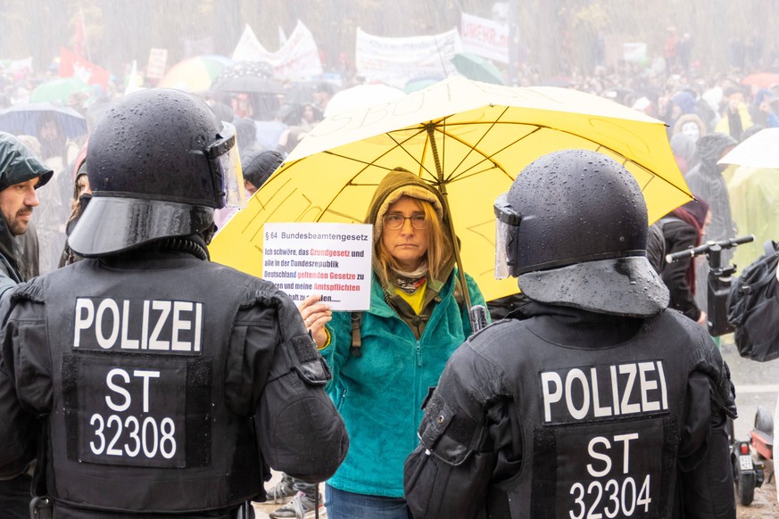 18.11.2020,Berlin,Deutschland,GER,Demonstration gegen die Corona-Ma