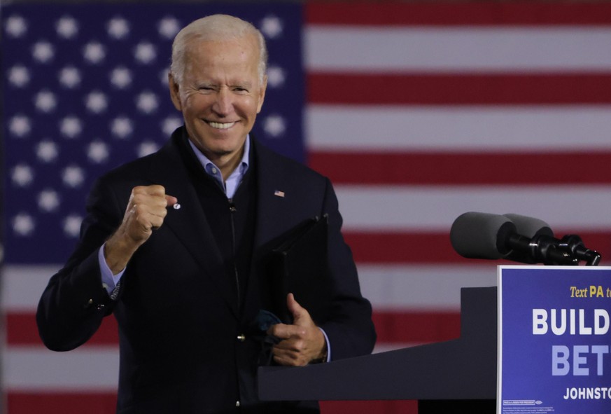 JOHNSTOWN, PENNSYLVANIA - SEPTEMBER 30: Democratic U.S. presidential nominee Joe Biden gestures during a campaign stop outside Johnstown Train Station September 30, 2020 in Johnstown, Pennsylvania. Fo ...