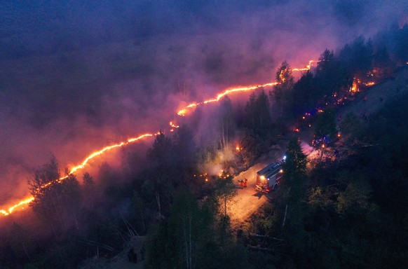 Russland, Waldbrände in der Region Rjasan RYAZAN REGION, RUSSIA - AUGUST 30, 2022: A wildfire rages near the village of Kultuki, Klepikovsky District. According to Pavel Malkov, acting governor of Rus ...