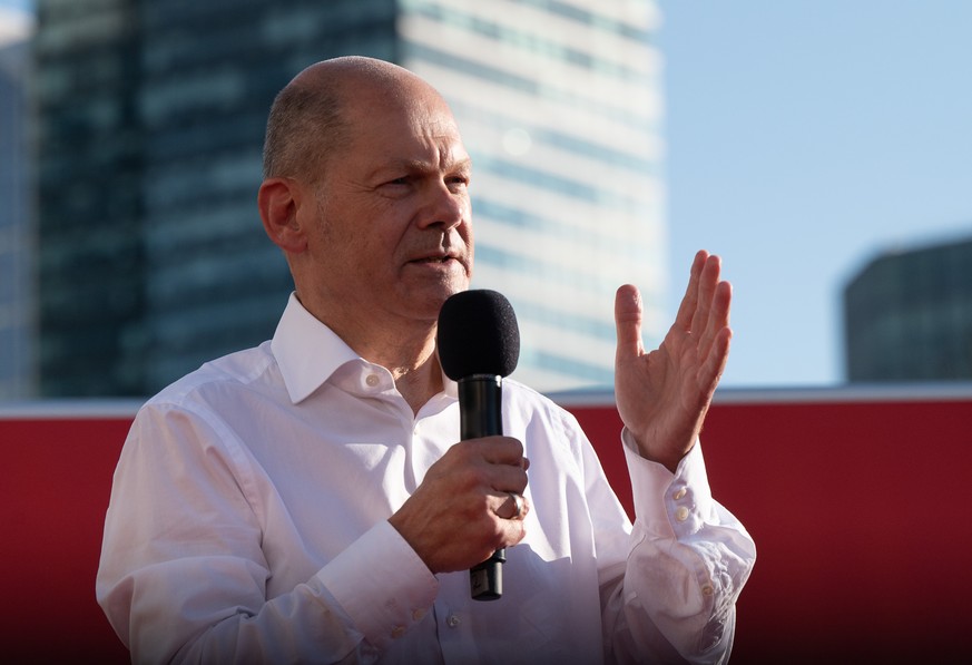 26.08.2021, Hessen, Frankfurt/Main: Bundesfinanzminister und SPD-Kanzlerkandidat Olaf Scholz spricht bei einem Gespr

kontakt gutscheine karriere suche europa jobs