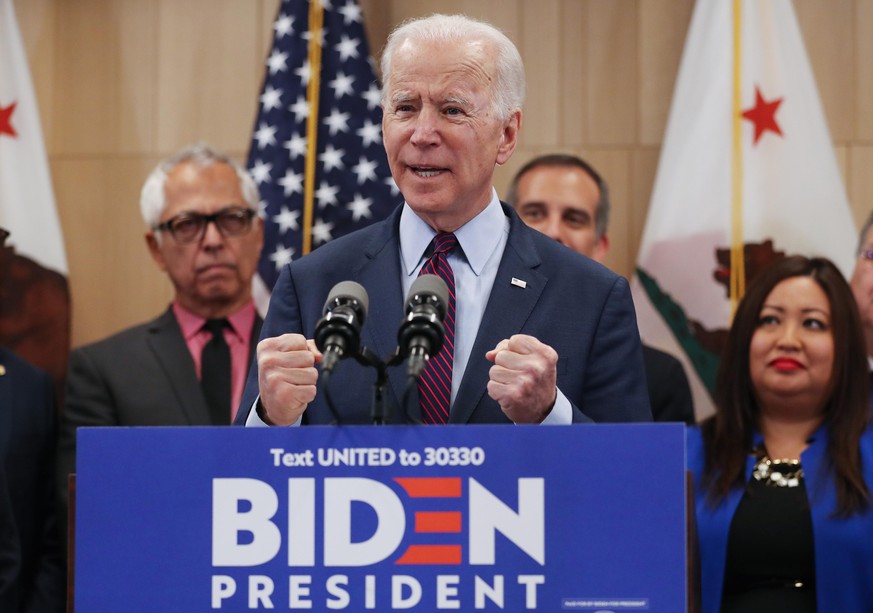 LOS ANGELES, CALIFORNIA - MARCH 04: Democratic presidential candidate former Vice President Joe Biden speaks while standing with supporters at a campaign event at the W Los Angeles hotel on March 4, 2 ...