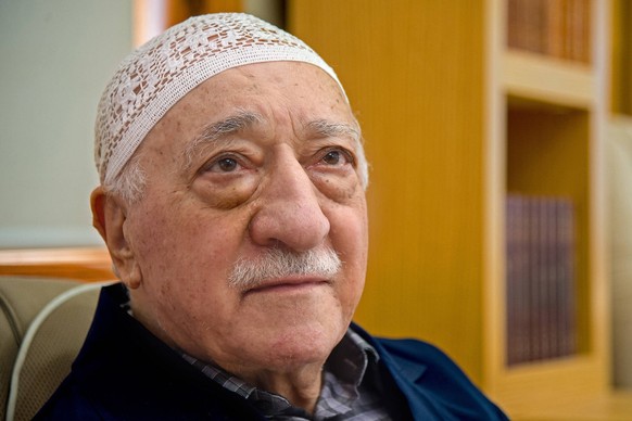 January 11, 2019, Saylorsburg, PA, USA: Fethullah Gulen sits among his guests during an afternoon prayer at his property in Saylorsburg. Donald Trump s white house explored cutting grants for a networ ...