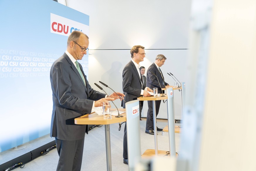 Gemeinsame Präsidiumsklausur von CDU und CSU in Köln - Friedrich Merz, Parteivorsitzender CDU, Hendrik Wüst, Ministerpräsident von NRW CDU, Markus Söder, Parteivorsitzender CSU bei ihrer gemeinsamen P ...