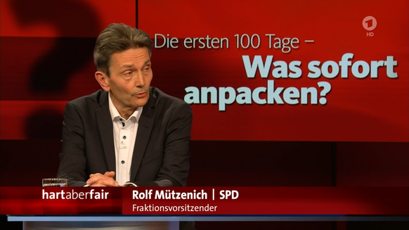 SPD-Fraktionschef Rolf Mützenich lehnt sich zurück.