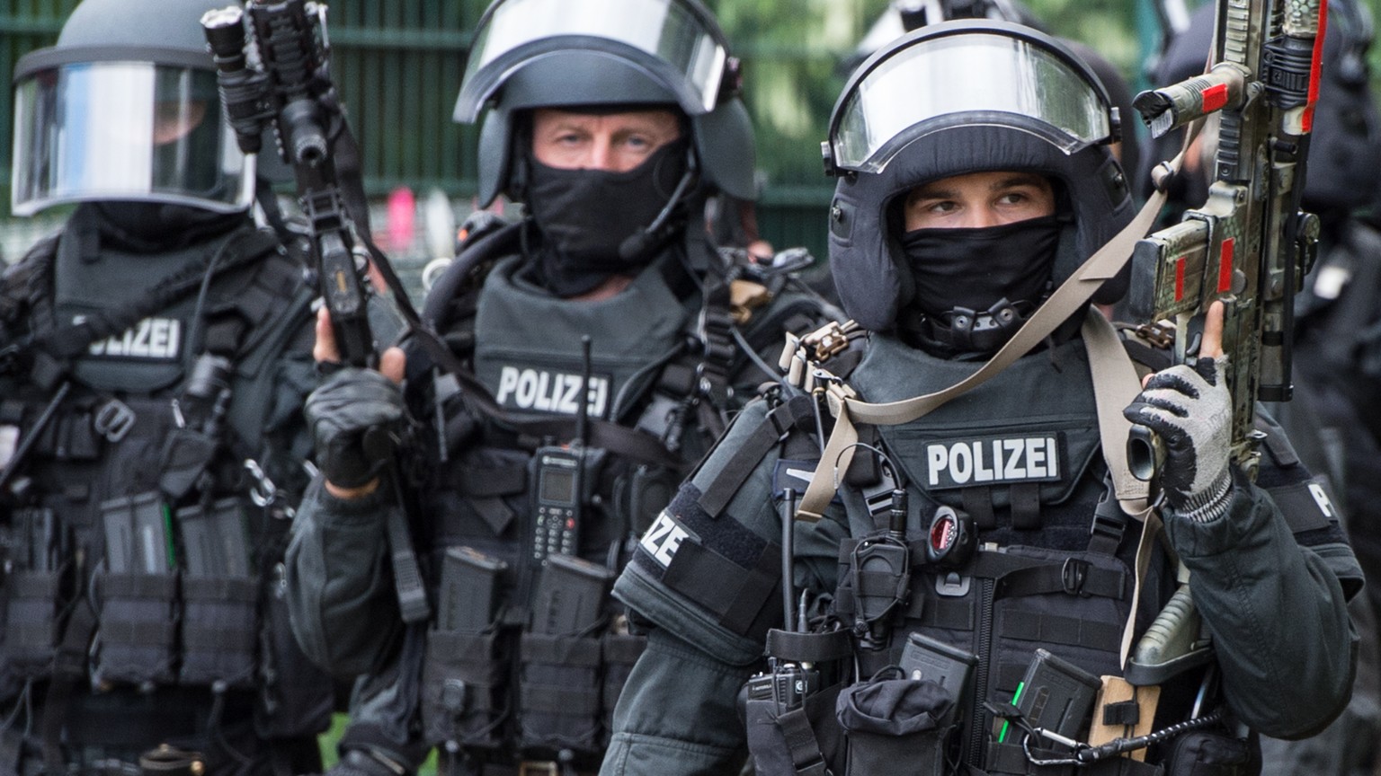 Ein Spezialeinsatzkommando (SEK) in Frankfurt. (Symbolbild)