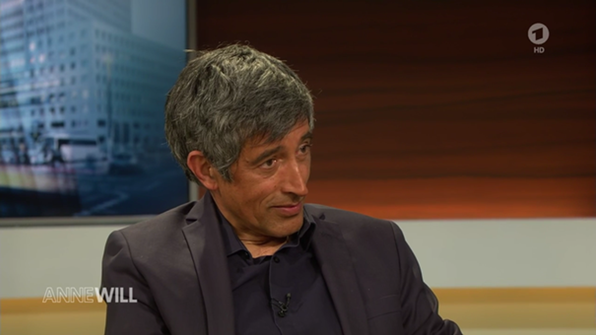 Der Wissenschaftsjournalist Ranga Yogeshwar hält nicht viel von der Corona-Warn-App der Bundesregierung.