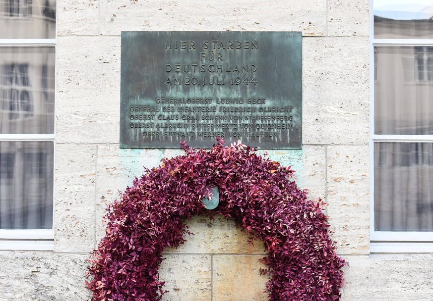 Gedenktafel in der Gedenkstätte Deutscher Widerstand im Bendlerblock in der Berliner Stauffenbergstraße.