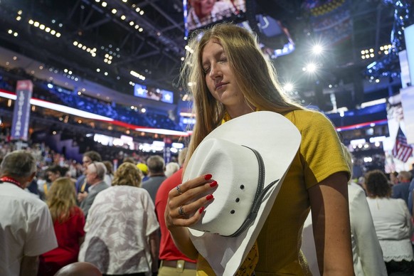 News: Republican National Convention Jul 15, 2024 Milwaukee, WI, USA Liberty Poley from Wyoming prays during the Republican National Convention. The RNC kicked off the first day of the convention with ...