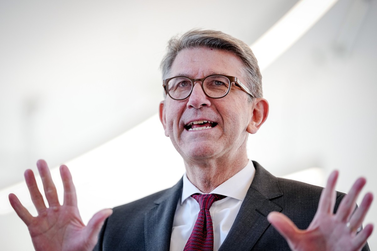 21.11.2025, Berlin: Wolfram Weimer, Staatsminister für Kultur und Medien, nimmt an der Fachtagung des Grimme-Instituts zum Thema &quot;Digitale Souveränität&quot; bei Google in Berlin teil. Foto: Kay  ...