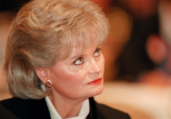 Auch Hannelore Kohl, die Frau des ehemaligen Kanzlers Helmut Kohl (CDU) wurde nach dem Zweiten Weltkrieg vergewaltigt.