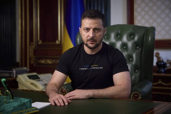 September 22, 2022, Kyiv, Ukraine: Ukrainian President Volodymyr Zelenskyy, delivers his nightly address to the nation marking day 211 of the Russian invasion via video link from the Mariinskyi Palace ...