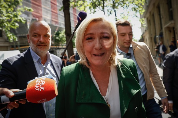 Marine Le Pen et Jordan Bardella NEWS : Bureau national du Rassemblement National a Paris - 25/04/2022 AurelienMorissard/Panoramic PUBLICATIONxNOTxINxFRAxITAxBEL