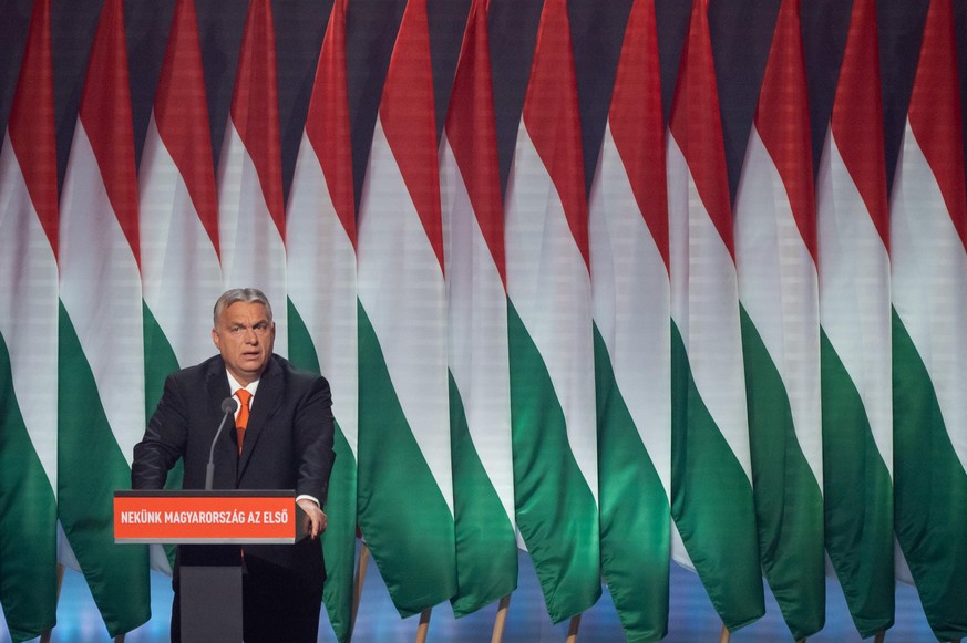 (211114) -- BUDAPEST, Nov. 14, 2021 (Xinhua) -- Hungarian Prime Minister Viktor Orban delivers a speech during a congress of Fidesz in Budapest, Hungary, on Nov. 14, 2021. Orban has been re-elected pr ...
