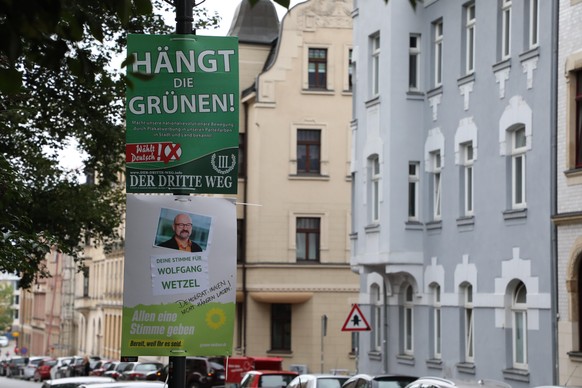 "Hängt die Grünen" lautet die Wahlforderung der rechtsextremen Partei der dritte Weg.