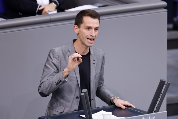 Andreas Audretsch in der 9. Sitzung des Deutschen Bundestages im Reichstagsgeb�ude. Berlin, 16.12.2021 *** Andreas Audretsch at the 9 session of the German Bundestag in the Reichstag building Berlin,  ...