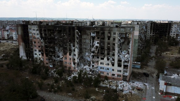 Zerstörte Gebäude in Luhansk.