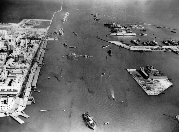 Bildnummer: 53363607 Datum: 19.11.1956 Copyright: imago/ZUMA/Keystone
Nov 19, 1956 - Port Said, Egypt - Suez Crisis also called Suez-Sinai War was the Israel-Egypt encounter at the end of October and ...