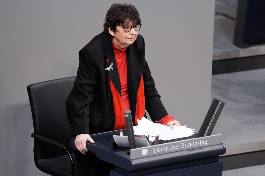 Aktuell, 27.01.2022, Inge Auerbacher Ueberlebende des Holocaust im Portrait bei ihrer Rede zur Gedenkstunde des Deutschen Bundestag zum Tag des Gedenksens an die Opfer des Nationalsozialismus