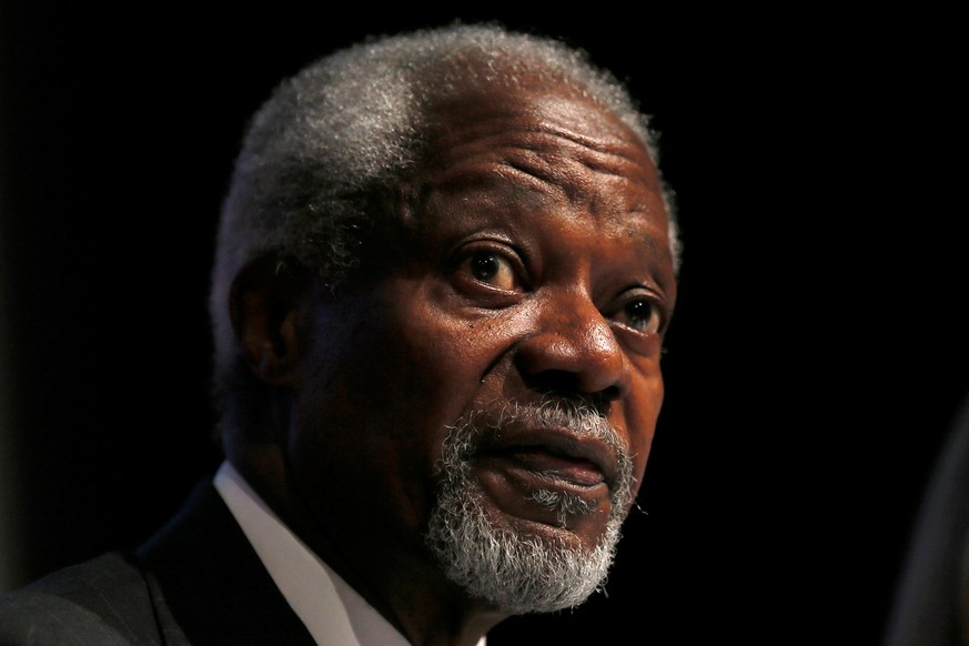 FILE PHOTO - Chair of the Africa Progress Panel, Kofi Annan, attends a media launch of the Africa Progress Report 2014 in London May 8, 2014. REUTERS/Stefan Wermuth/File Photo