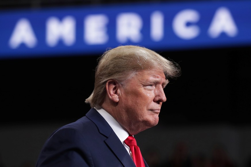 U.S. President Donald Trump rallies with supporters in Toledo, Ohio, U.S. January 9, 2020. REUTERS/Jonathan Ernst