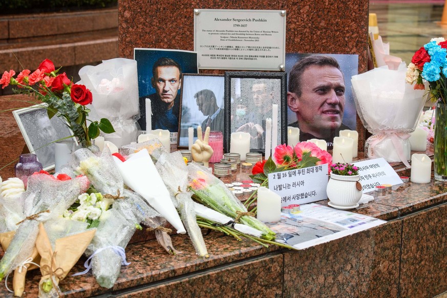 February 21, 2024, Seoul, South Korea: Flowers and portraits of late Russian opposition leader Alexei Navalny seen at the memorial site, Pushkin plaza. Alexei Navalny 4 June 1976 16 February 2024 was  ...