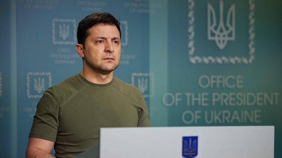 February 24, 2022, Kyiv, Ukraine: Ukrainian President VOLODYMYR ZELENSKY during his address to the nation at the end of the first day of Russia s attacks. Kyiv Ukraine PUBLICATIONxINxGERxSUIxAUTxONLY  ...