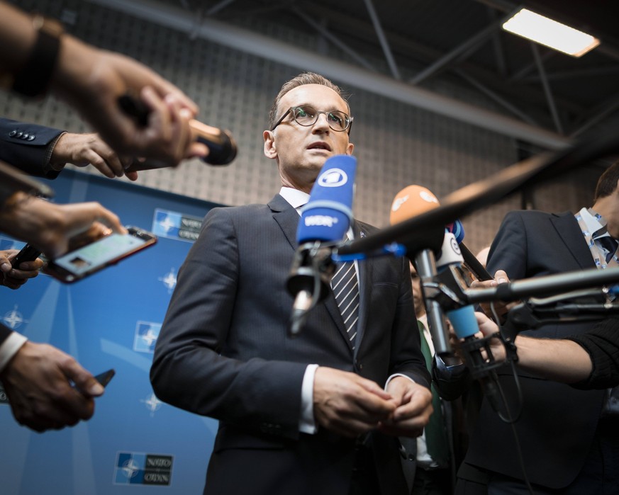 Bundesaussenminister Heiko Maas, SPD, spricht mit der Presse am Rande eines NATO-Gipfels im NATO-Hauptquartier in Bruessel, 11.07.2018. Bruessel Belgien *** Federal Foreign Minister Heiko Maas SPD spe ...