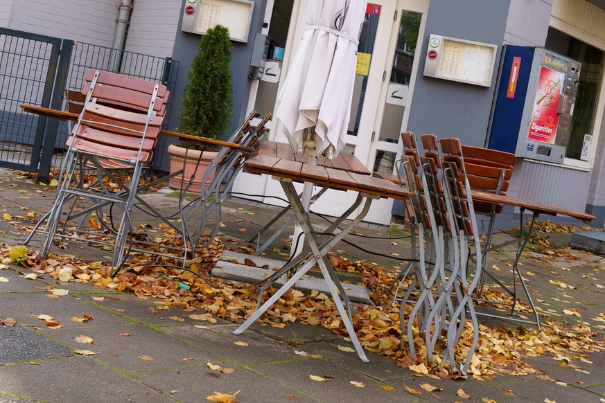 Lockdown in der Gastronomie Hamburger Eckkneipe in der Jarrestra