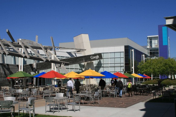 Apr 15, 2008 - Mountain View, California, USA - The headquarters of Google, located in Mountain View, California, in the heart of Silicon Valley. Photo series shows famed buildings, grounds, people, s ...