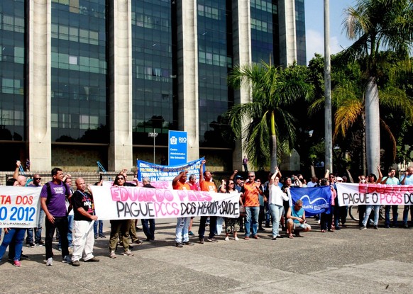 August 2, 2022, Rio de Janeiro, Brazil: Health and Education workers protest in front of the City Hall of Rio de Janeiro, in Cidade Nova neighborhood downtown Rio de Janeiro, on Tuesday 2. The categor ...