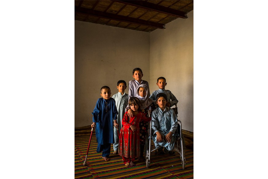 Dieses Bild dokumentiert die grausamen Folgen von Hinterlassenschaften des Krieges in Afghanistan.