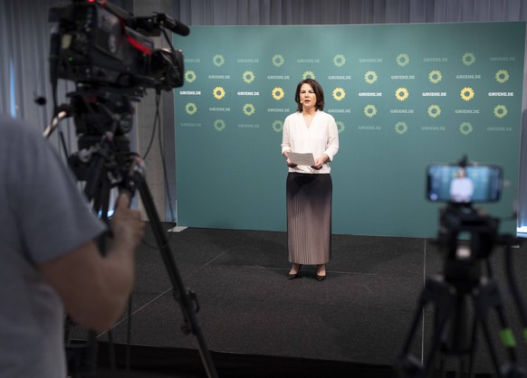 Die Grünen-Kanzlerkandidatin Annalena Baerbock bei ihrem Statement zur Landtagswahl in Sachsen-Anhalt.