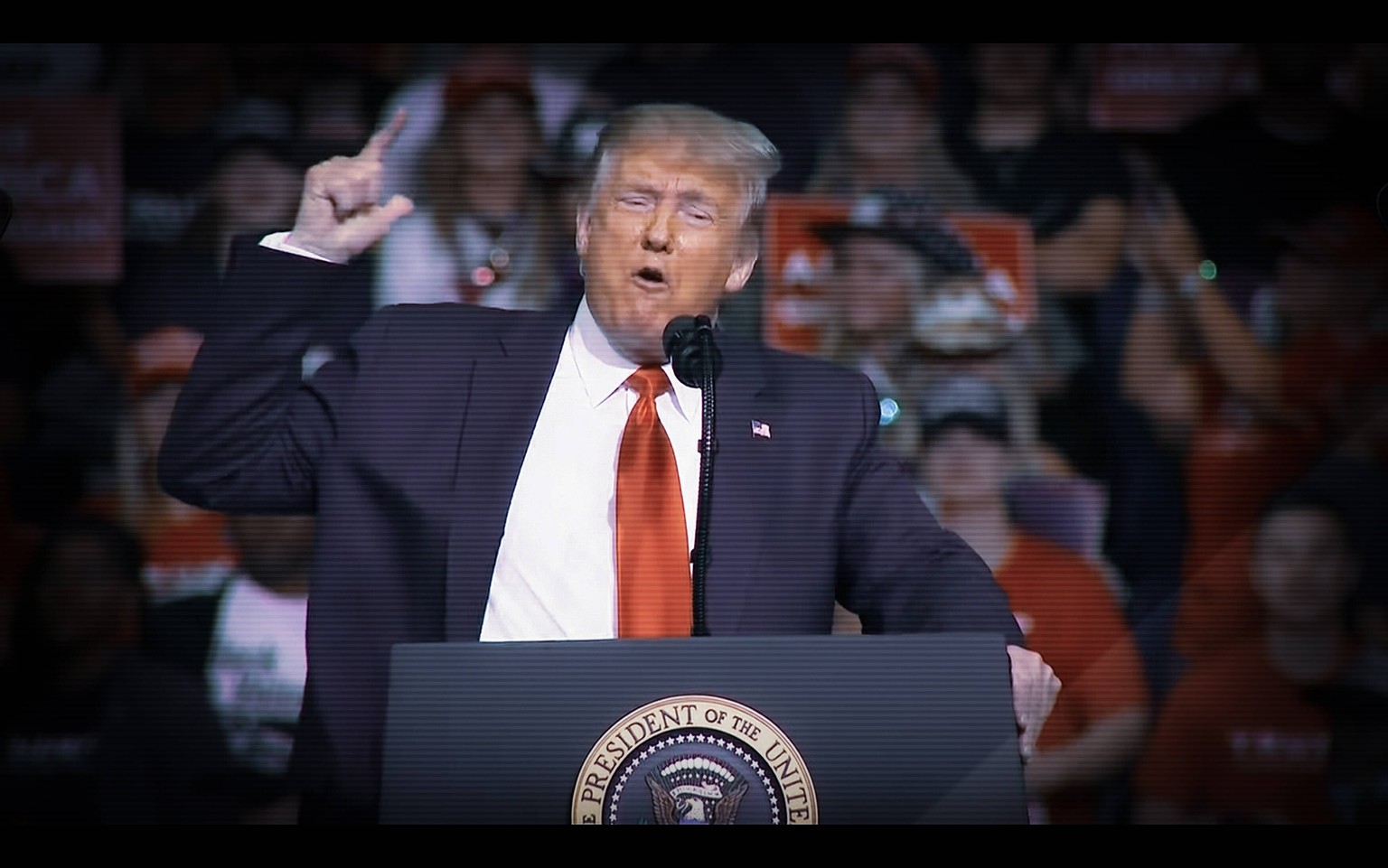 USA, Wahlkampfauftritt von Donald Trump in Tulsa DONALD TRUMP HOLDS MAGA RALLY IN TULSA, OKLAHOMA Donald Trump holds first rally since pandemic began, with empty seats and staff infections at Covid-19 ...