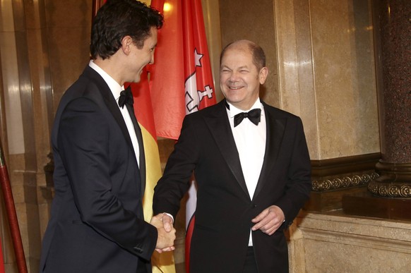 Justin Trudeau und Olaf Scholz beim traditionellen Matthiae-Mahl 2017 im Rathaus. Hamburg, 17.02.2017 Foto:xgbrcix/xFuturexImage
Justin Trudeau and Olaf Scholz the traditional Matthiae Supper 2017 in ...