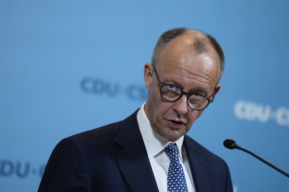 CDU/CSU-Bundestagsfraktion, Merz Fraktionssitzung CDU/CSU-Bundestagsfraktion, Pressestatement, Vorsitzender CDU und CDU/CSU-Bundestagsfraktion, Friedrich Merz Berlin Berlin GER *** CDU CSU parliamenta ...