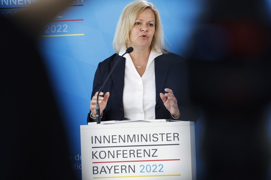 Nancy Faeser (SPD), Bundesinnenministerin, spricht bei einer Pressekonferenz zum Abschluss der Innenministerkonferenz (IMK).