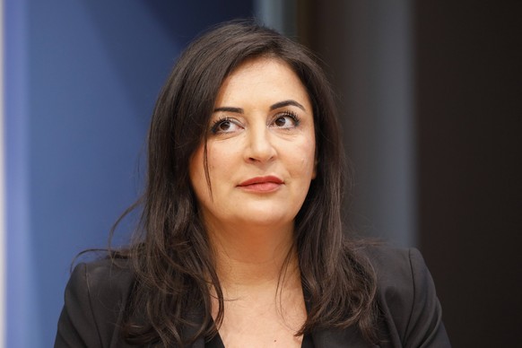 Düzen Tekkal findet, feministische Außenpolitik müsse intersektional sein.