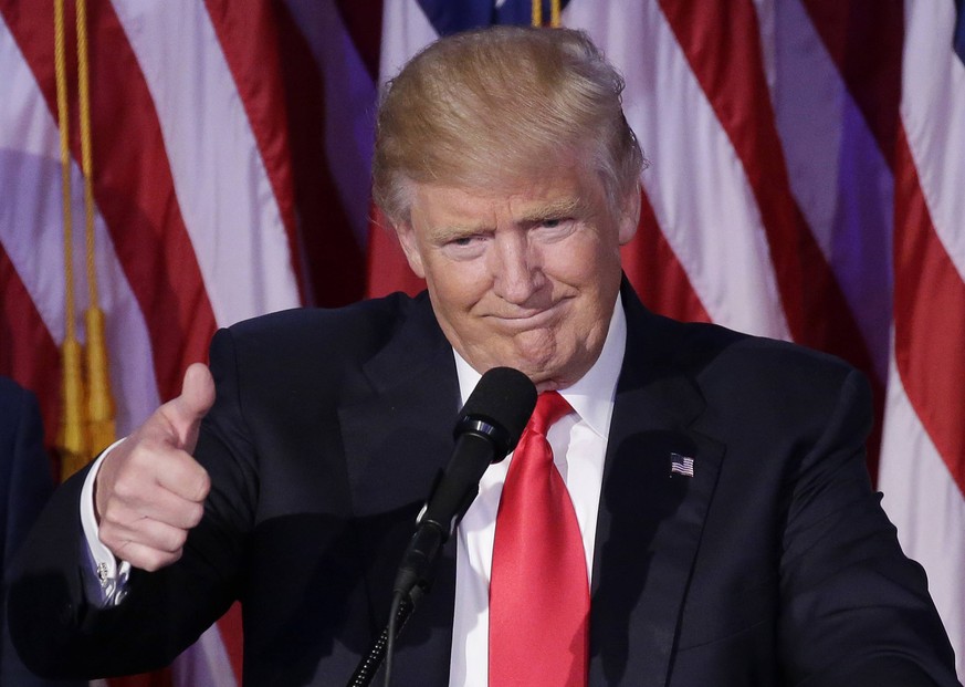 Bilder des Tages USA-Wahlen - Donald Trump tritt nach Wahlsieg vor seine Anh