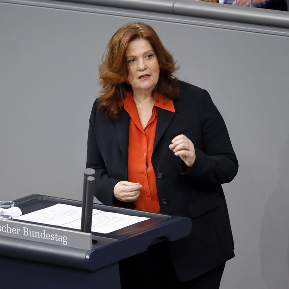 Sandra Weeser in der 204. Sitzung des Deutschen Bundestages im Reichstagsgebäude. Berlin, 14.01.2021