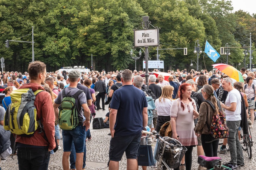 28.08.2020,Berlin,Deutschland,GER,Brandenburger Tor,Platz des 18.M