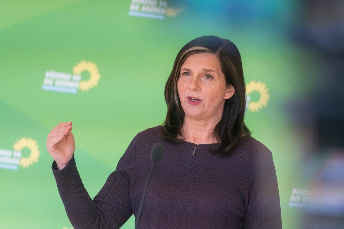 Berlin, Katrin G�ring-Eckardt gibt Pressekonferenz im Bundestag Katrin G�ring-Eckardt Fraktionsvorsitzende B�ndnis 90/Die Gr�nen w�hrend der Pressekonferenz vor der Fraktionsitzung von B�ndnis 90/Die ...