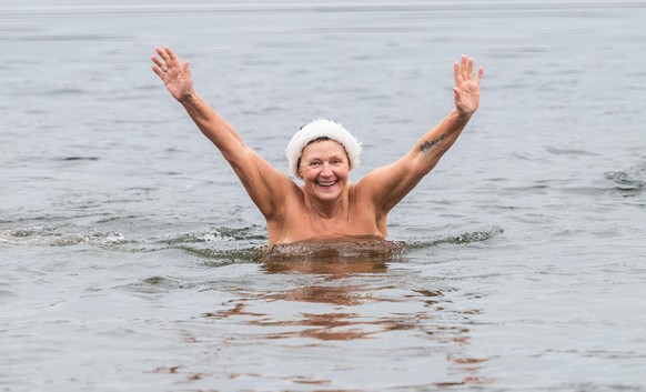 Anhänger der "Freie Brüste"-Bewegung setzen sich fürs Schwimmen ohne Bikinioberteil ein.