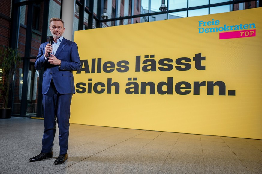 10.12.2024, Berlin: Christian Lindner, Parteivorsitzender der FDP, präsentiert die Kampagne zur vorgezogenen Bundestagswahl vor. Foto: Kay Nietfeld/dpa +++ dpa-Bildfunk +++